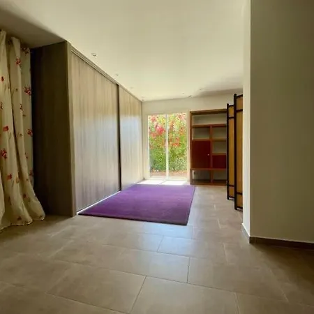Avec Piscine Et Jacuzzi A Ajaccio Villa