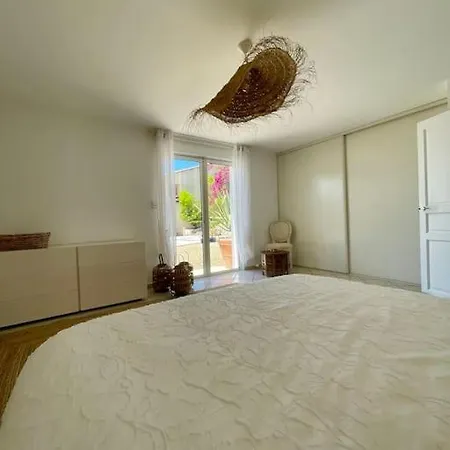 Villa Avec Piscine Et Jacuzzi A Ajaccio Ajaccio (Corsica)
