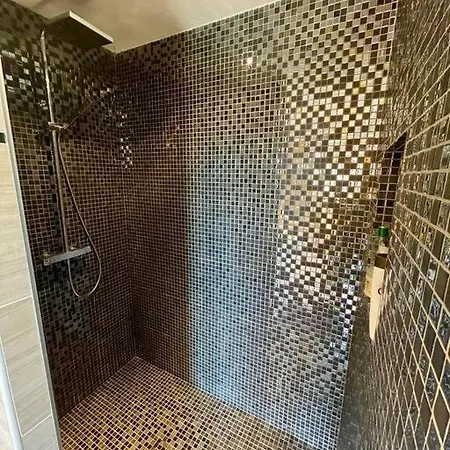 Avec Piscine Et Jacuzzi A Ajaccio Villa Ajaccio (Corsica)