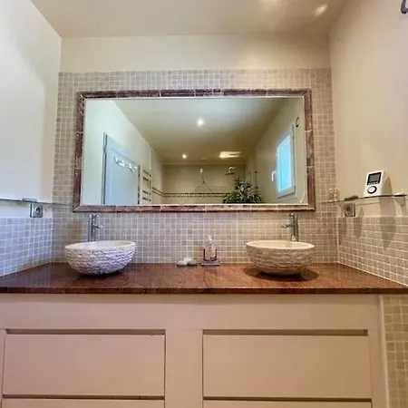 Villa Avec Piscine Et Jacuzzi A Ajaccio Ajaccio (Corsica)