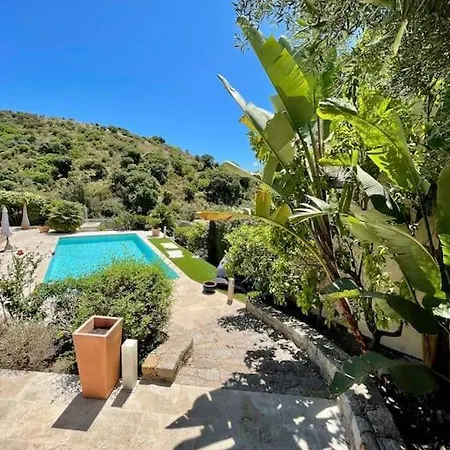 Avec Piscine Et Jacuzzi A Ajaccio * Ajaccio (Corsica)